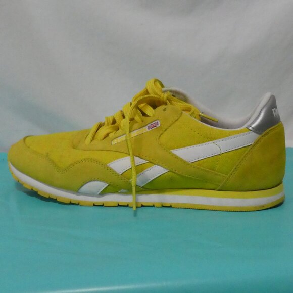REEBOK - Classic | size 9.5 | Golden Haze - Chalk Lace-Up Sneaker - Picture 11 of 15